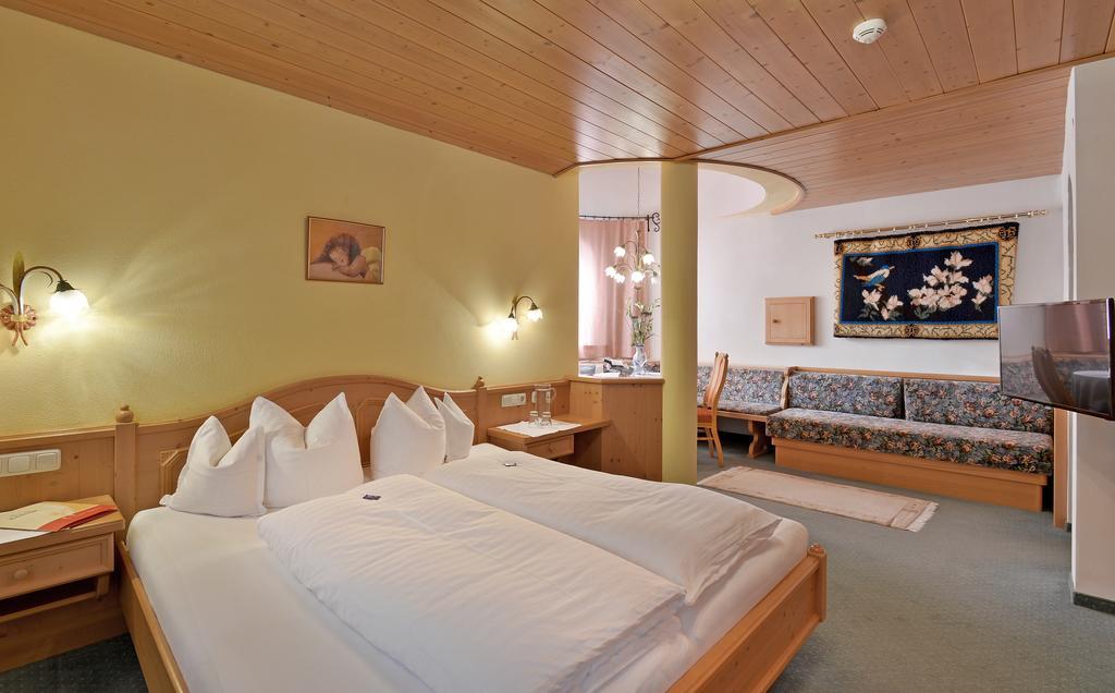 Hotel Laendenhof Superior 迈尔霍芬 外观 照片